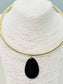 Black Teardrop Pendant Collar (black)